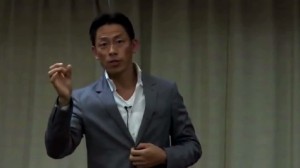 2015y12m17d_162418523