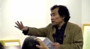 2015y12m17d_211717118