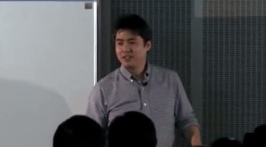 2015y12m16d_204611929