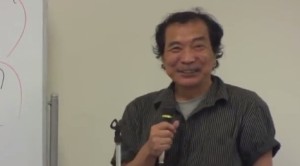 2015y12m16d_193408311